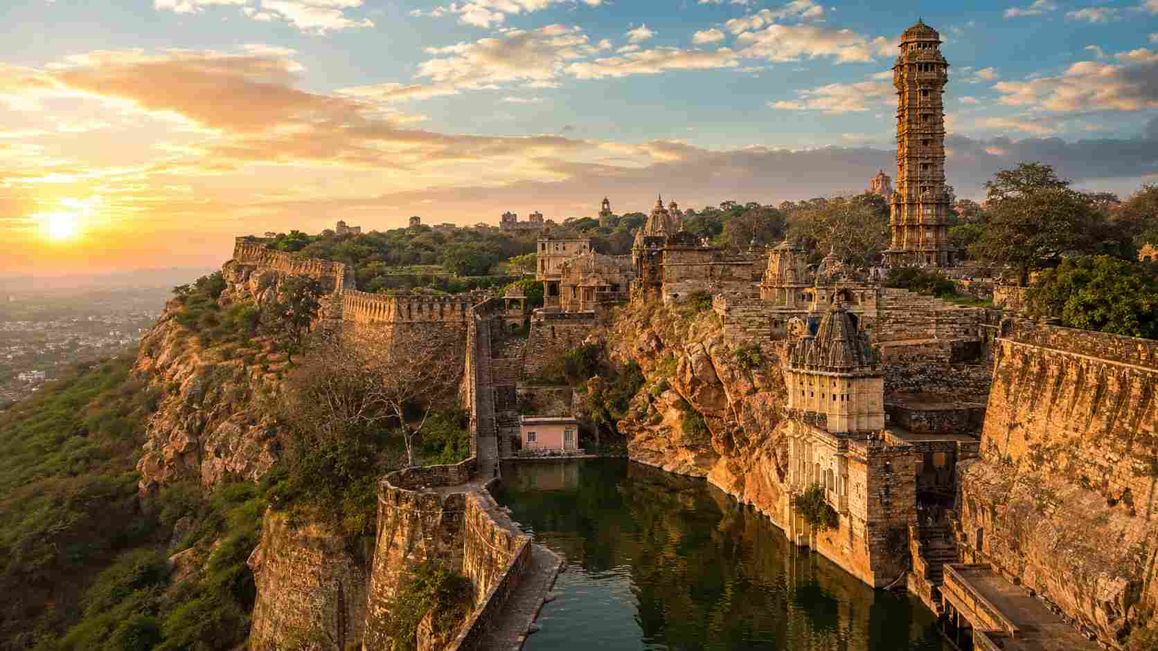 Read more about the article Chittorgarh Fort: A Journey Through Rajasthan’s Glorious Past